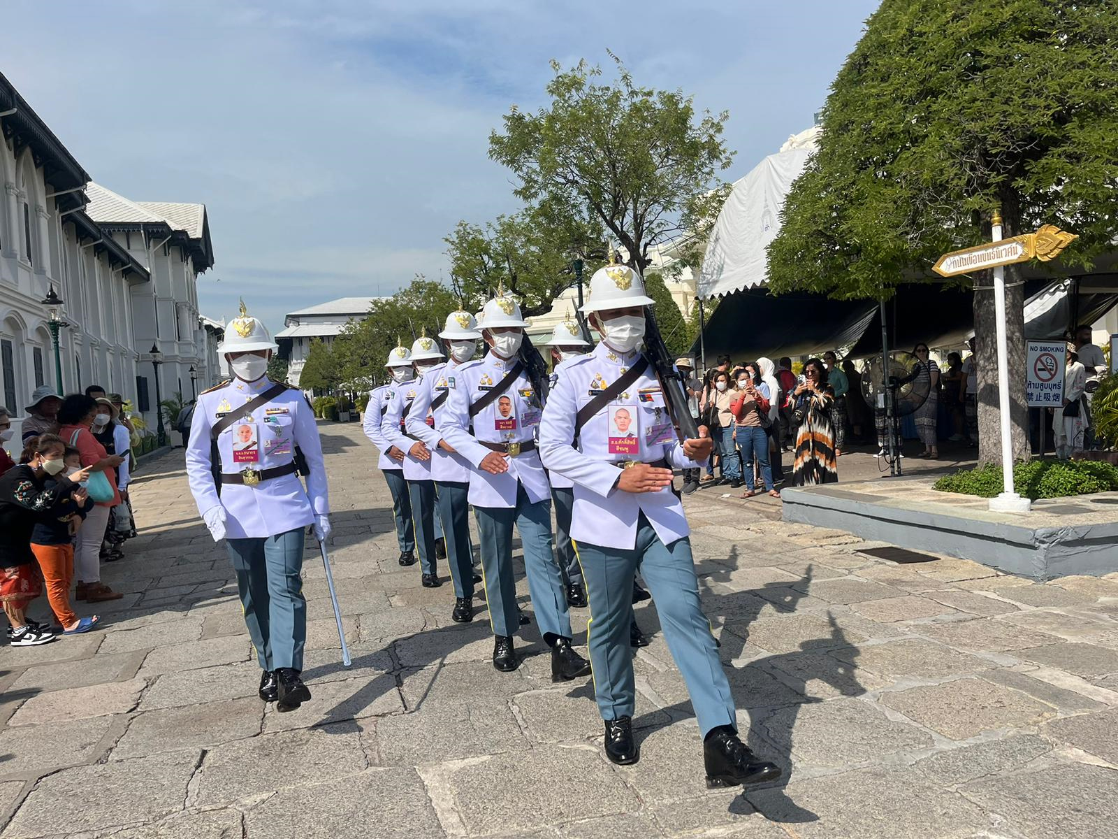 In Thailanda catre Templul lui Budha de smarald