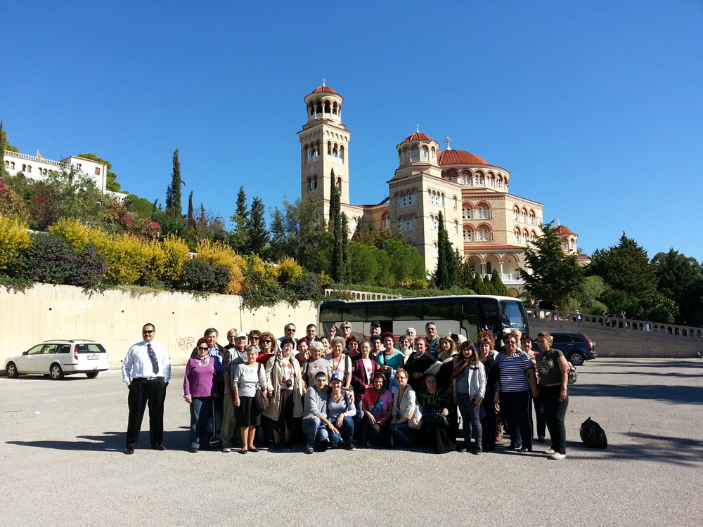 In Grecia la Pelerinaj Sf Nectarie