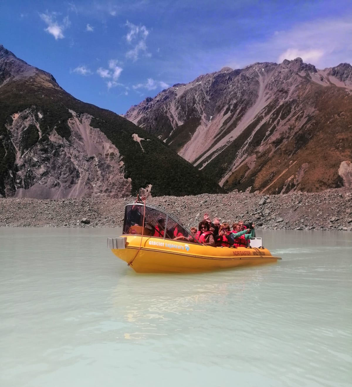 Noua Zeelanda glacier boat cruise