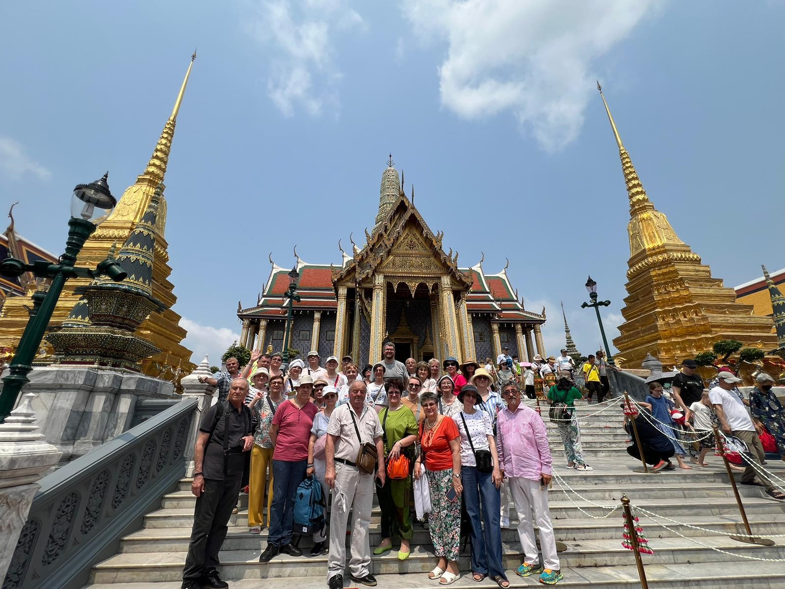 In turul Templelor din Bangkok