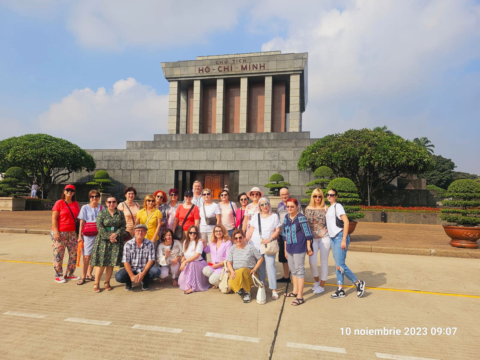 In Hanoi la Mausoleul Ho Chi Minh