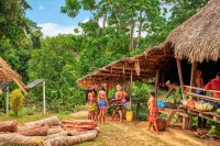 optional, va propunem o Excursie la Rio Chagres si comunitatea indigena Embera