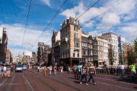 Tur de oras cu ghid local. Amsterdam, un oras cu peste 700 de ani de istorie ofera vizitatorilor o incursiune intr-o lume diferita, unde istoria se imbina perfect cu modernismul iar cultura are un loc aparte printre tumultoasa viata de noapte.