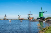 optional, excursie la satele pescaresti Zaans Schans, Volendam si Marken