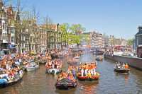 Amsterdam de ziua Reginei