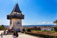 Ne luam ramas bun de la miriful Tirol si ne indreptam catre Graz, unde ajung in jurul pranzului pentru un tur de oras cu ghid local.