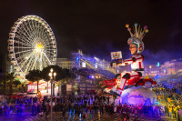 Plecare 13 Februarie: De la ora 20.30, deschiderea Carnavalului cu o Parada a Luminilor.