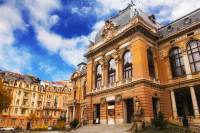 dar si oras cu o arhitectura deosebita.