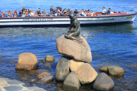 si desigur statuia Micii Sirene–unul din simbolurile orasului.