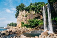In aceasta zi exploram sudul insulei Jeju si prima oprire o facem la cascada Jeongbang