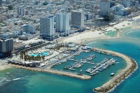 Calatoria in Tara Sfanta ne poarta in aceasta zi pana in Tel Aviv, unde ne vom bucura de un tur panoramic al orasului Tel Aviv