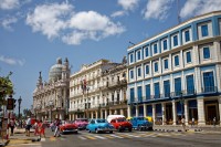 Ajungem in Old Havana, centrul vechi al capitalei, inscris in Lista Patrimoniului Mondial UNESCO