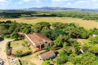 Plecam din Trinidad si ne oprim in Valle de los Ingenios, o vale cunoscuta pentru fabricile de zahar in care munceau mii de sclavi in Sec al XIX-lea