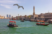 Vom porni intr-un Tur de oras al vechiului Dubai cu ghid local de Lb Romana.