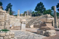 si Ruinele Serafeum – care a fost cel mai mare si mai impunator templu din cartierul grecesc al orasului, construit de Ptolemeu al III-lea