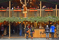 la Pietele de Craciun din Munsterplatz si Waisenhausplatz, trecand in revista si principalele obiective turistice
