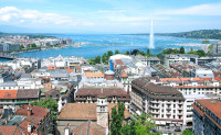 Continuam turul lacului Leman si ne indreptam catre Geneva. La egalitate cu Zurich, ocupa primul loc in lume in topul oraselor cu cea mai buna calitate a vietii.