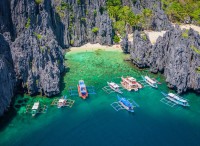 In aceasta zi vom face una dintre cele mai apreciate excursii din El Nido – Island Hopping Tour A cu pranz inclus.