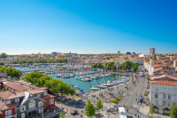 Calatoria continua prin vestul Frantei. Poposim in La Rochelle, port situat in centrul coastei atlantice franceze.