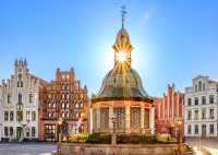 Continuam explorarea oraselor ce au facut parte din mareata Liga Hanseatica si ajungem astfel la Wismar, o destinatie ideala pentru iubitorii de istorie si arhitectura