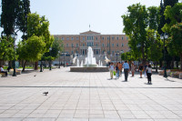 care cuprinde Stadionul Panateneean Callimarmaron, Templul lui Zeus Olimpianul, Piata Syntagma cu Palatul Parlamentului si celebrii evzoni...