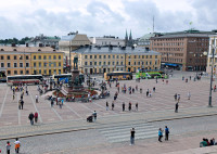 Helsinki Piata Senatului, Helsinki statuia Imparatului rus Alexander II