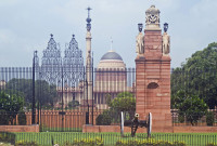 magnificul edificiu al lui Rashtrapati Bhavan - resedinta oficiala a presedintelui Indiei - fiind una dintre cele mai mari cladiri de acest gen din lume.