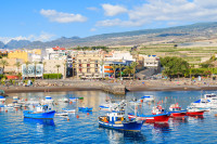 Insula Lanzarote San Juan port pescaresc