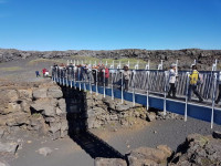 ne imbarcam in autocar si vom vizita peninsula Reykjanes cu zona geotermala Krysuvik, farul Reykjanes si podul peste continente, Hafnir !