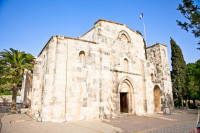 Incepem in Ierusalim cu vizita la scaldatoarea Bethesda. Intram apoi prin Poarta Oilor si vom vedea biserica Sfanta Ana, Capela Biciuirii