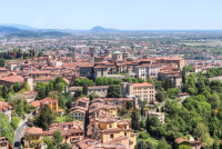 Incepem aventura noastra in Italia cu o vizita la Bergamo - un oras invaluit de un aer romantic si cochet.