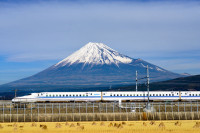 Ne indreptam catre gara pentru imbarcare la ora 15:50 in celebrul tren japonez de mare viteza Shinkansen (trenul glont) cu destinatia Hiroshima unde ajungem la ora 17:26.