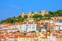 Vom urca la Castelul São Jorge (intrare inclusa) pentru a admira orasul de la inaltime