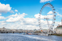 De asemenea, nu trebuie sa ratati o vedere panoramica asupra metropolei din London Eye