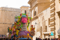 Din punctul de vedere al Carnavalului din Malta ziua de astazi este considerata a fi ziua principala ... este cea mai aglomerata zi!
