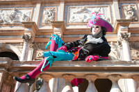Carnavalul este in plina desfasurare, parada de costume continuand si astazi in Piazza San Marco