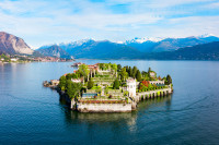 Program liber sau, optional Excursie in Insulele Boromee cu pranz inclus.