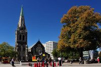 Bun venit in Christchurch, oras localizat pe coasta estica a insulei de sud, supranumit si Orasul Gradina.