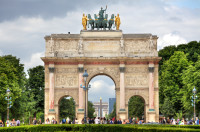 Paris Arc de triumf carusel