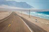 Continuam pe soseaua Panamericana Sur care ne ofera superbe imagini cu coasta salbatica a Pacificului