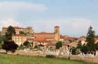 Theize si Bagnols, trei sate medievale franceze linistite in care timpul parca s-a oprit in loc.