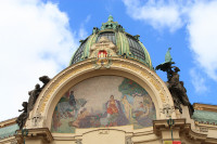 Opera, Teatrul National.