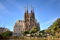 Sagrada Familia, pentru care Gaudi si-a dedicat intreaga viata