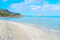 Relaxati-va pe una dintre plajele din Alghero: Spiaggia del Lido, Maria Pia sau Burantin.