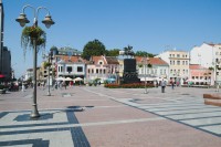 Continuam apoi catre Nis unde, inainte de a ne caza,