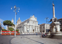 unde vom face un tur panoramic si pietonal Catania cu insotitorul de grup
