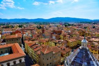 si Pistoia - doua dintre cele mai tipice orase ale zonei Florenta