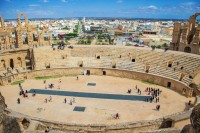 plecam catre El Jem, unde vizitam cel mai mare amfiteatru roman din Africa