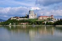 orasul medieval Esztergom, pana la 1241 Capitala Ungariei, Bazilica Episcopala (Cardinala, a XII-a bazilica din lume ca marime).