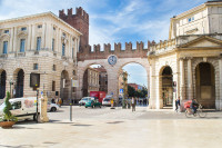 Verona Poarta Bra